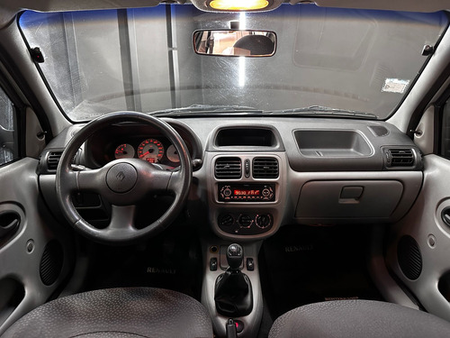 Renault Clio 2 F2 1.2 5 P. AUTHENTIQUE AA