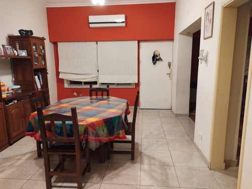 Imagen 11 de 20 de T/casa Al Frente 4 Amb 2 Baños Reciclado Entrada