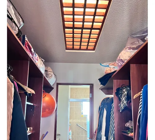 Casa Recien Remodelada, Cuenta Con Todos Los Servicios Basicos Y Cuenta Con Privacidad Al Tener Control De Acceso De Visitantes