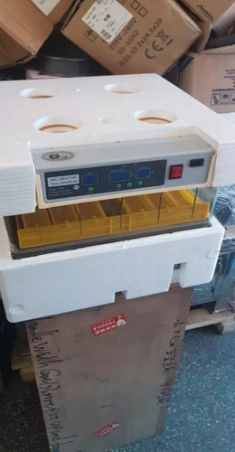 Imagen 5 de 5 de Incubadora Nacedora Automática De 96 Huevos De Gallina