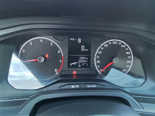 Volkswagen Polo 1.0 MPI MANUAL