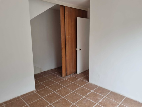 Casa En Calle Arturo Prat Con Sargento Aldea (60103)