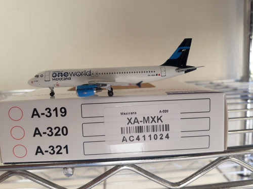 Avion Airbus A320-200 Mexicana Xa-mxk Oneworld Escala 1:400 