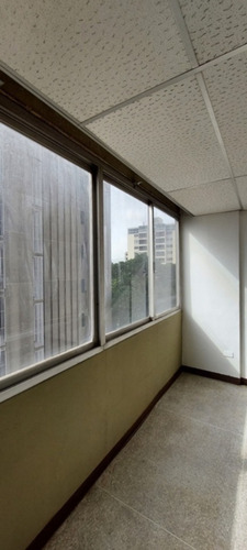 Imagen 10 de 13 de Oficina En Alquiler Urb. La Campiña C-19402