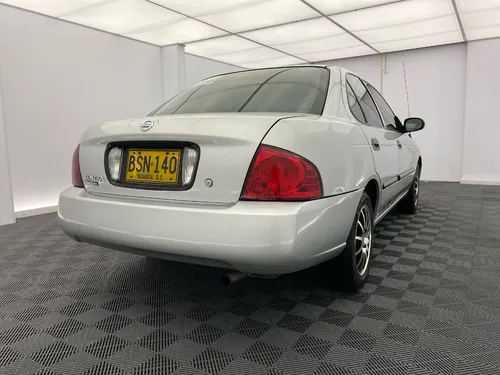 Nissan Sentra 1.8 SD