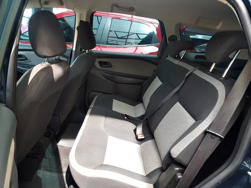 Chevrolet Spin 1.8 Advantage 8v Flex 4p Automático