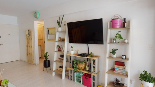 2 Ambientes En Venta, Con Balcón Y Cochera-cañitas