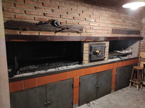 Local Comercial En Venta- Excelente Ubicación Comercial- B° Centro, Capilla Del Monte.
