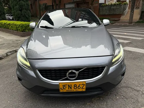 Volvo V40 2.0 T4 Drive-e R-design
