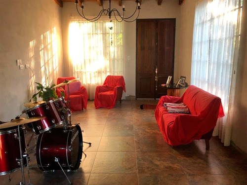 Imagen 3 de 10 de Venta De Hermosa Quinta Camino Al Balneario, Junín