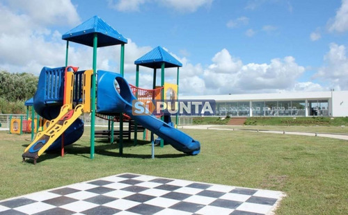 Imagen 22 de 23 de Apartamento En Brava, 3 Dormitorios *
