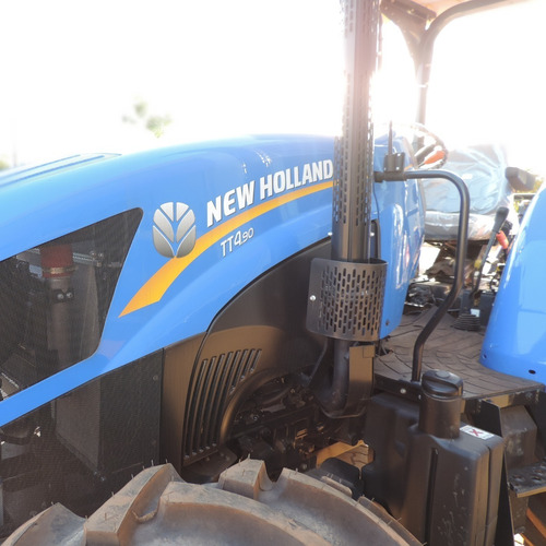 Trator New Holland Tt4.90