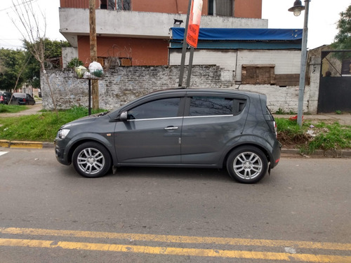 Chevrolet Sonic Chevrolet Sonic 1.6 5 puertas ltz 2016