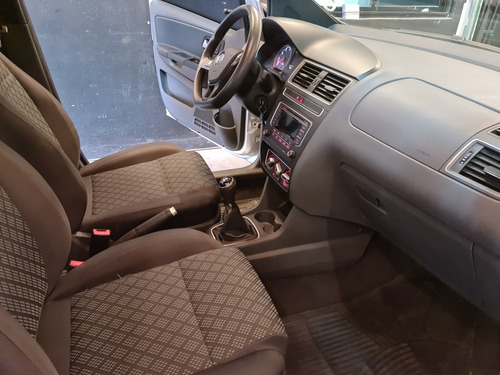Volkswagen Suran 2018 1.6 Track