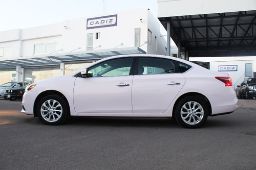 Imagen 4 de 9 de Sentra Advance Cvt 2019