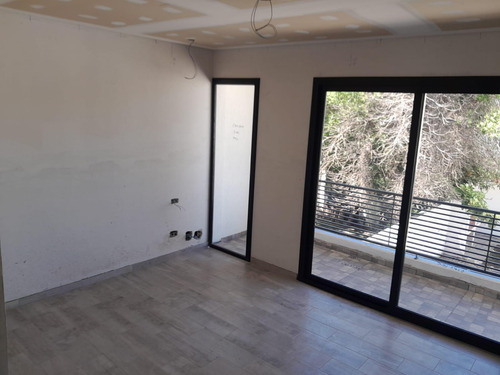 Complejo Duplex De 3 Y 4 Ambientes A Estrenar En Ituzaingó