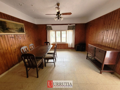 Imagen 7 de 30 de Casa En 1 Planta De 3 Amb Con Jardín Y Terraza. Oportunidad.