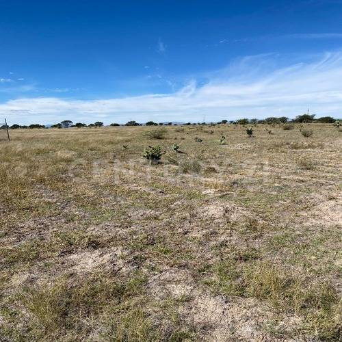 Lotes En Venta Para Parque Industrial, Salida A San Luis