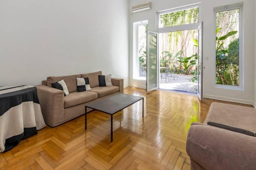 Imagen 2 de 9 de ¡planta Baja Con Jardin, Pleno Recoleta, Con Dormitorio En Suite, Con Lavarropa Y Toilette!