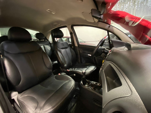 Imagem 9 de 11 de Citroen C3 2011 1.4 Flex Glx Completo Manual Prata