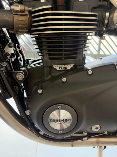 Triumph Speed Twin 1200