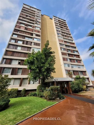 Departamento En Venta De 3 Dorm. En Las Condes