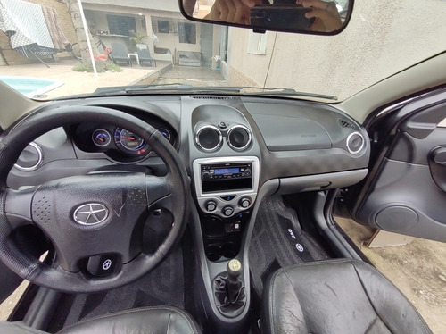 Imagem 4 de 6 de Jac J3 2011 1.4 16v 5p
