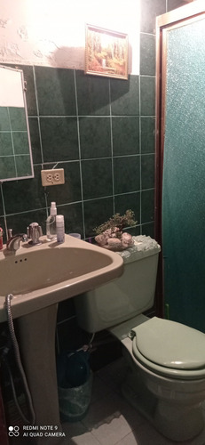 Imagen 17 de 29 de Venta De Casa Urb. Parque Valencia