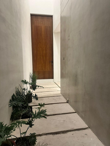 Townhouse En Venta De 2 Habitaciones Con Roof Top En Montebello