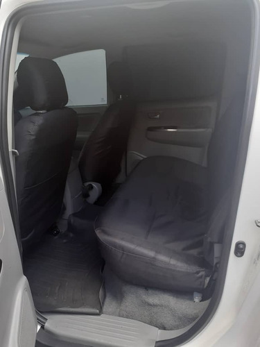Toyota Hilux V6