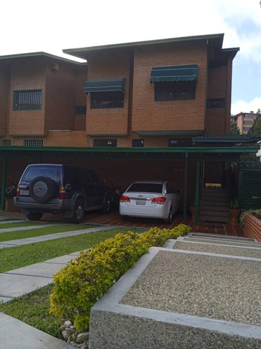 Se Vende Townhouse 337m2 4h/ 5b/ 2pe La Union