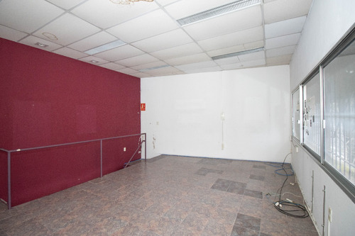 Dueño Vende Con Renta Espectacular Local Con Oficinas Y Deposito En Pocitos Nuevos! A Pasos De Montevideo Shopping Y Wtc!