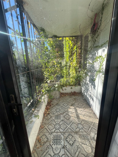 Departamento En Venta De 2 Dorm. Con Jardin A Pasos Del Vma