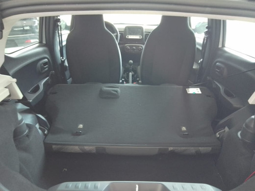 Imagen 14 de 15 de Fiat Mobi Like 1.0 - C