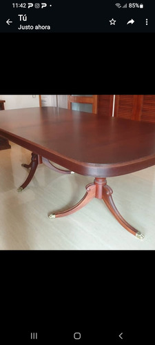 Mesa De Madera Estilo Inglés En Caoba Patas De Bronce De 8 P