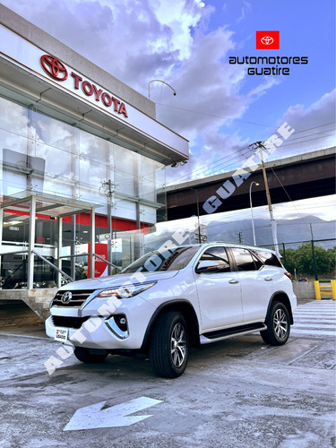 Toyota Fortuner Vx-r+