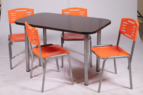 Silla Apilable Con Respaldo Y Asiento De Polipropileno