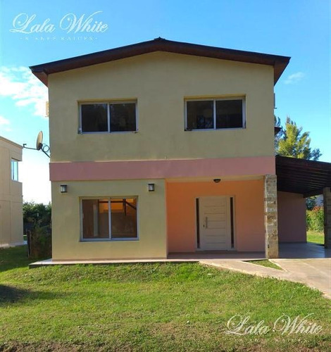 Imagen 2 de 22 de Venta - Casa En Malibú
