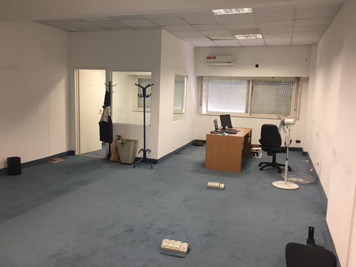 Imagen 7 de 17 de Galpon Con Oficinas En Venta