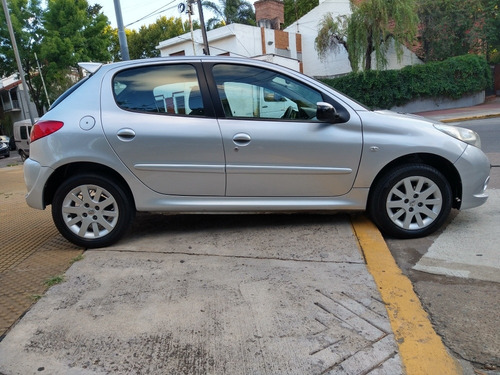 Peugeot 207 1.9 Sedan Xs 2009