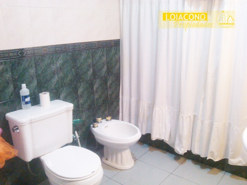Casa De 8 Amb - Timoteo Gordillo 4000- Loiacono Propiedades