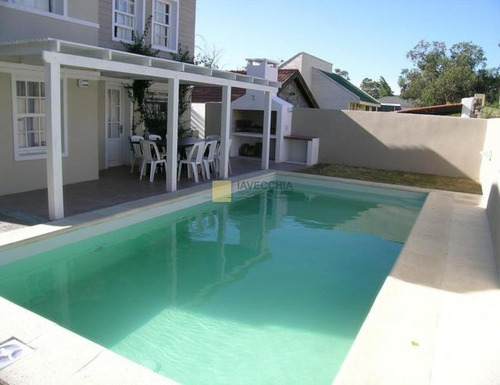 Imagen 4 de 24 de Venta De Casa De 4 Dormitorios En La Barra