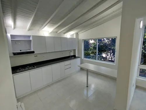 Arriendo Apartamento En Los Colores