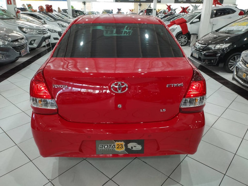 Imagem 9 de 10 de Toyota Etios 1.5 X Plus 16v Flex 4p Manual
