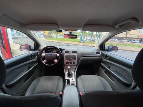 Ford-focus Sadan 1.6