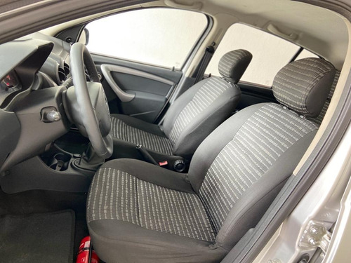 Sandero Expression 1.0 Mt