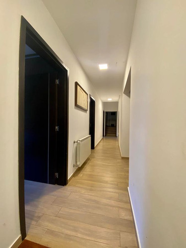 4 Dormitorios - 1 Planta - Calef.centr - 450mts2 Cubiertos