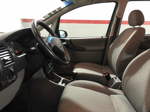 Chevrolet Zafira 2.0 Gl 2011