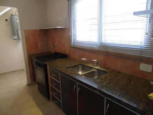 Imagen 7 de 24 de Duplex En Gonnet Calle 508 E/ 29 Y 30 Dacal Bienes Raices