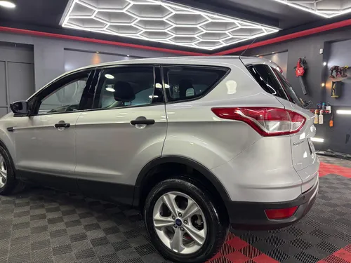 Ford Escape 2.5 S Plus L4 At